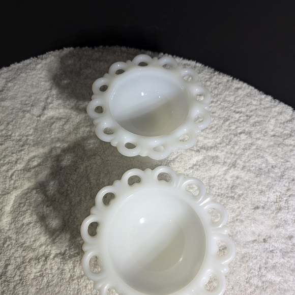 Vintage Anchor Hocking Old Colony Lace Edge Milk Glass Pedestal Candy Dishes 5" - Picture 7 of 8